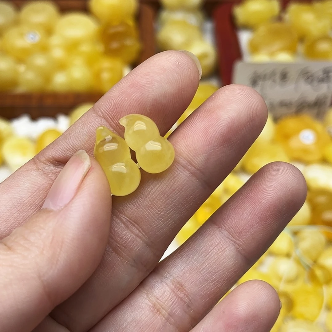 蜜蜡未镶嵌裸石天然