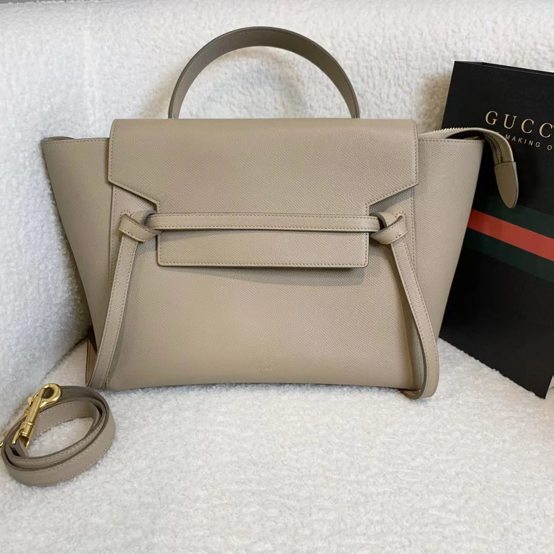 99新 Celine/思琳 壹臻/奶茶色mini鲶鱼包 /48955832