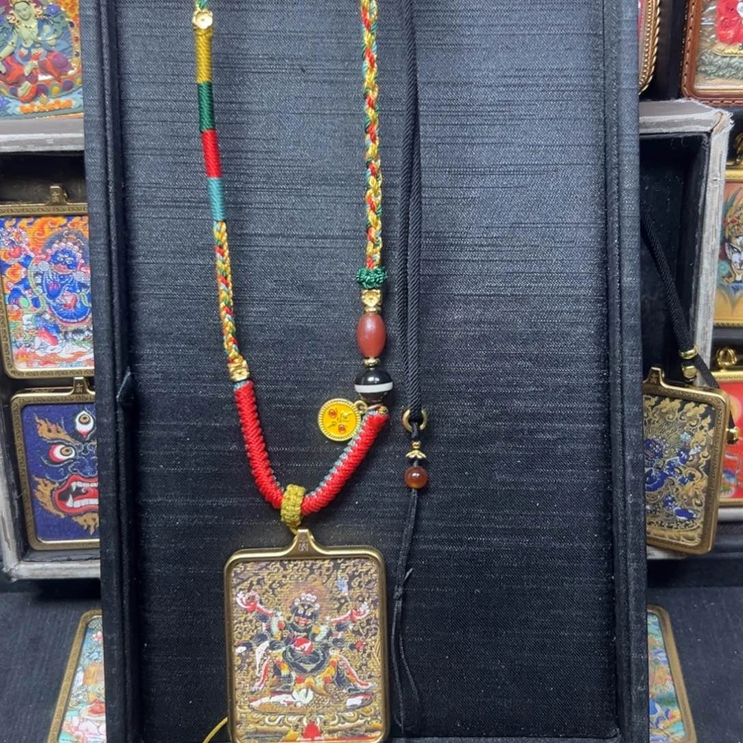 吊坠唐卡在火山直播网发布消息说这一