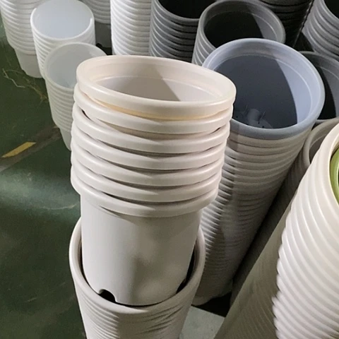 树脂微瑕2号13个带托灰白