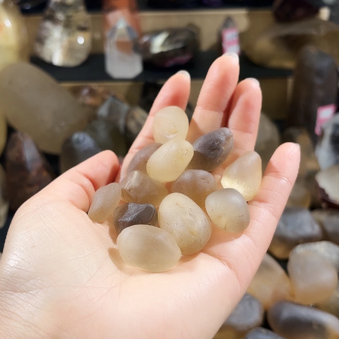 车挂未镶嵌水晶水晶