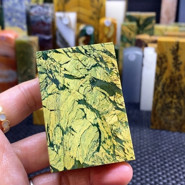 江西石王**悟青田石印章石