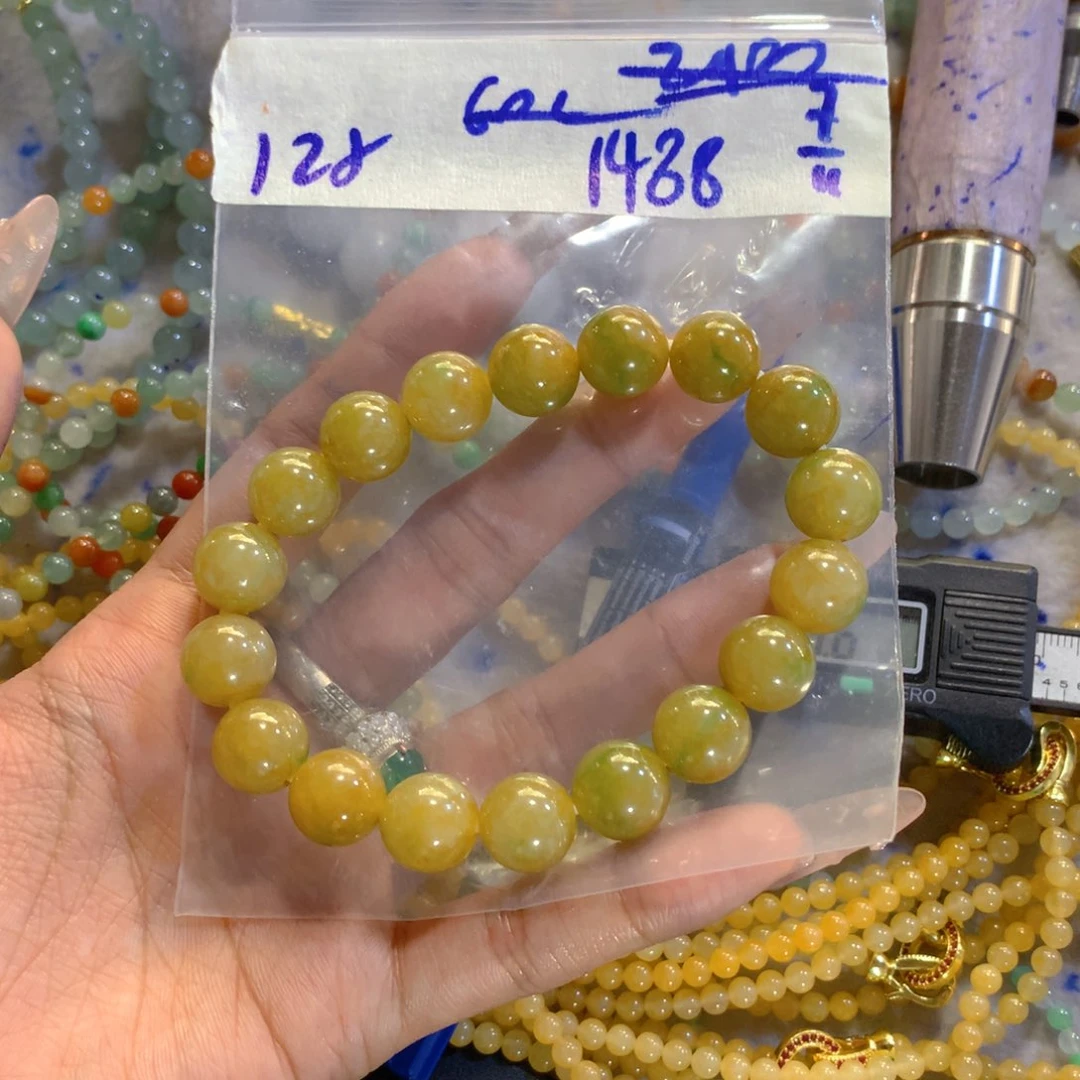 未镶嵌定制翡翠天然缅甸翡翠多样性