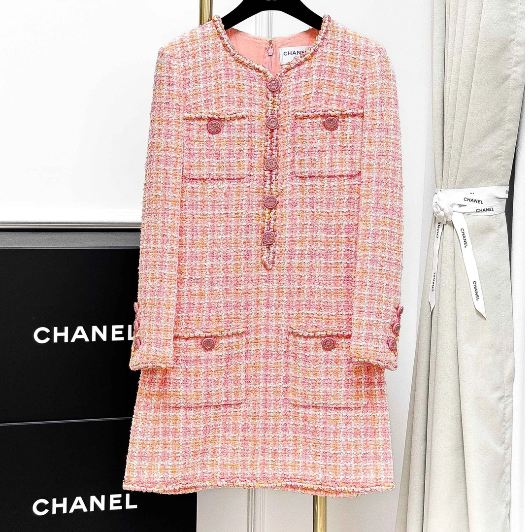 99新 Chanel/香奈儿 36码19C粉色混色亮片编织四口袋长袖连衣裙