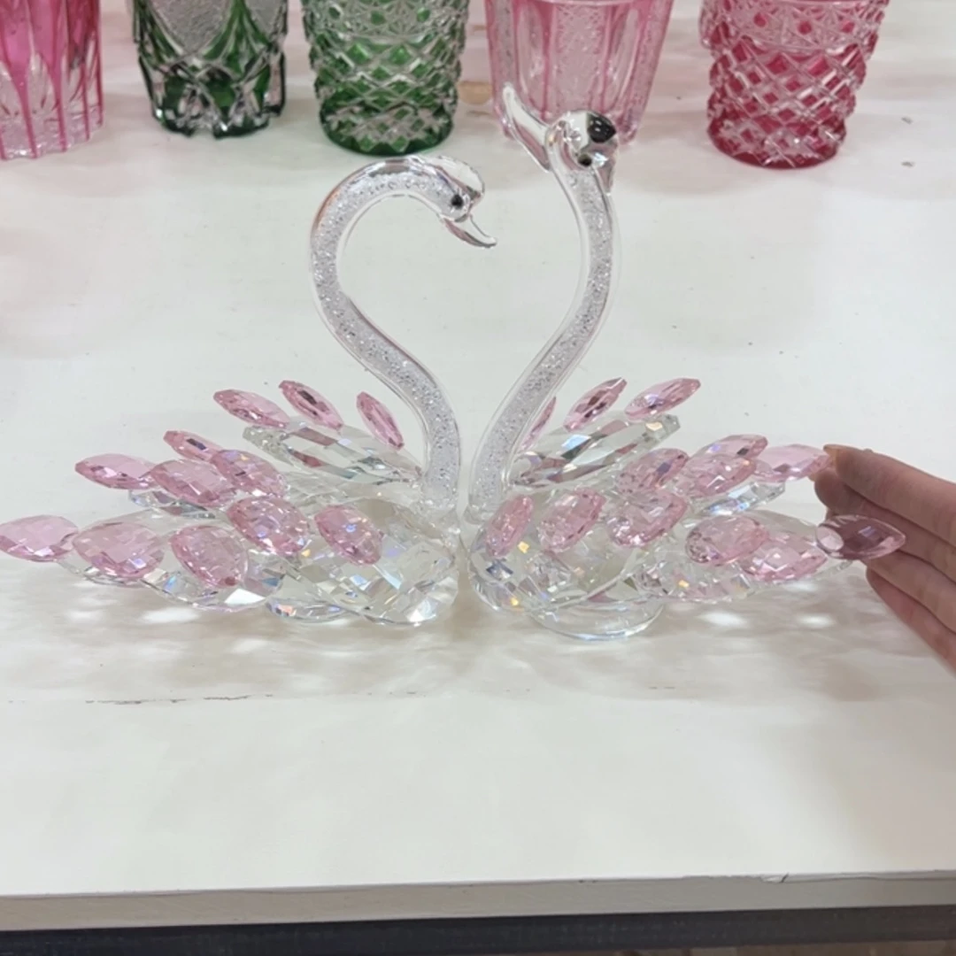 【闪购商品】如图一对水晶天鹅摆件……