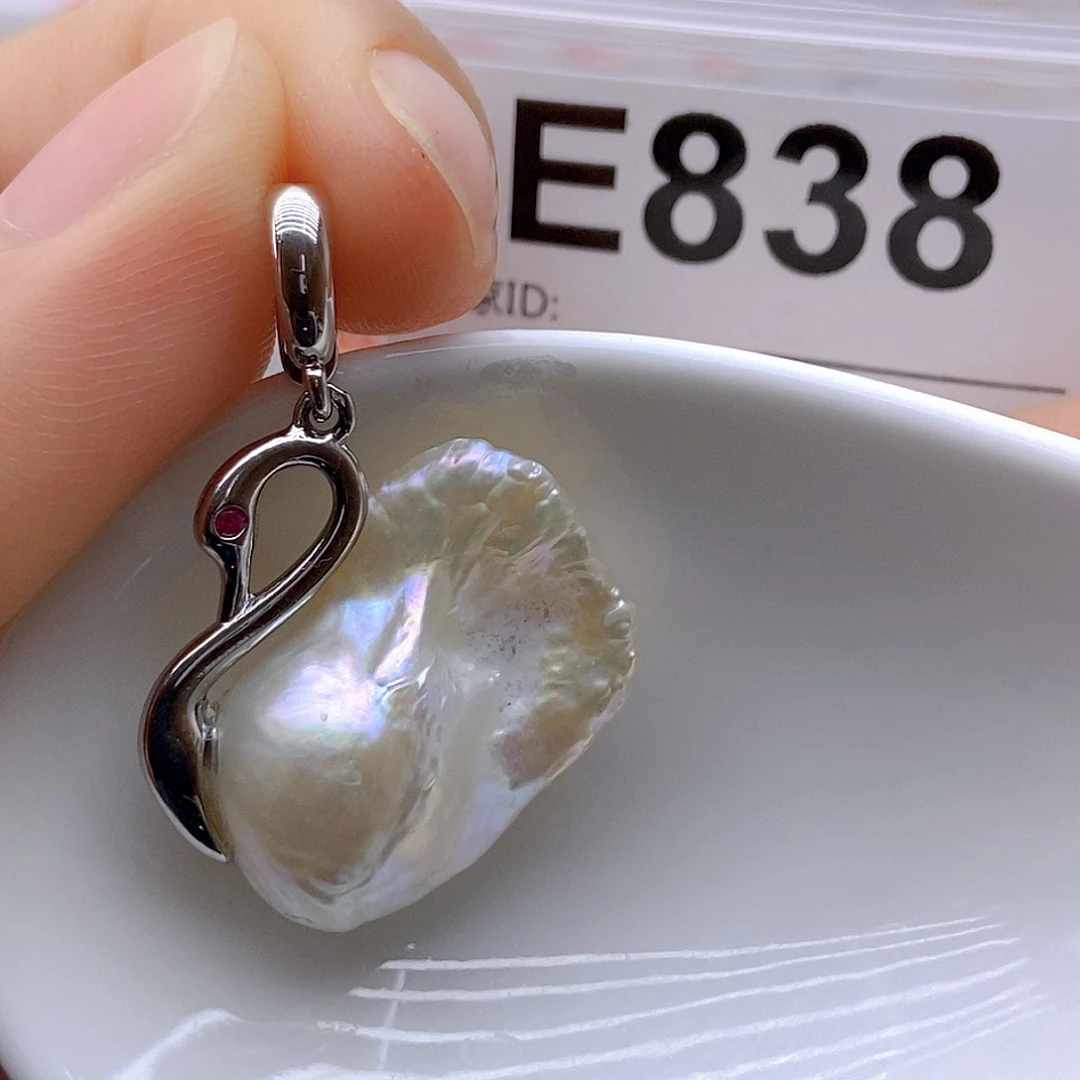 未镶嵌淡水珍珠颈饰