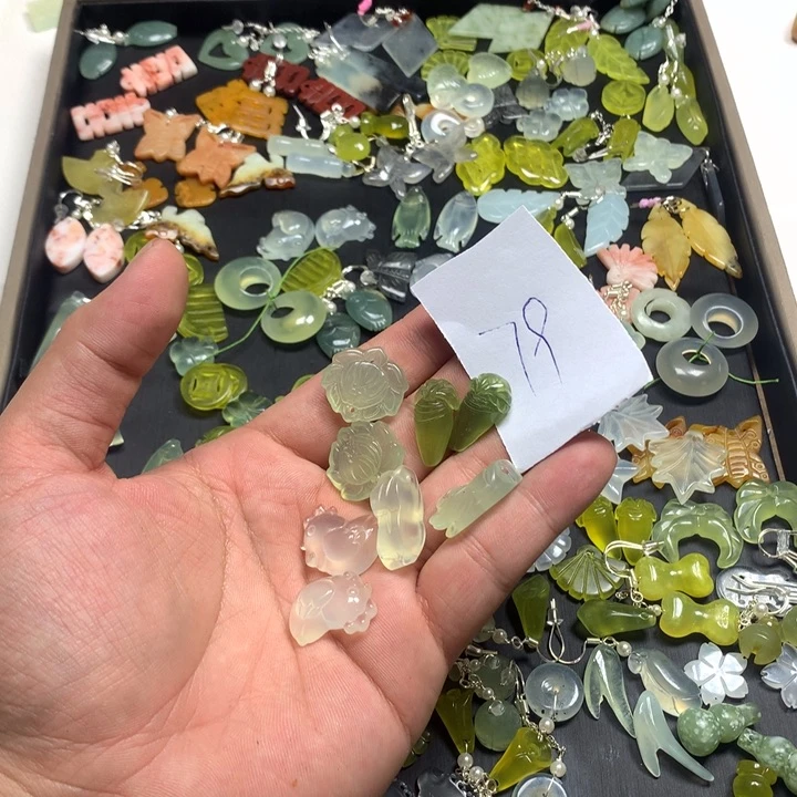 蛇纹石玉耳钉足银镀金镶嵌C**…