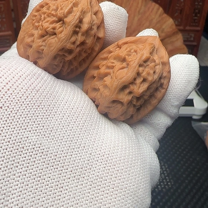 文玩核桃吊坠全品红锦鲤35肚无药重磅福利