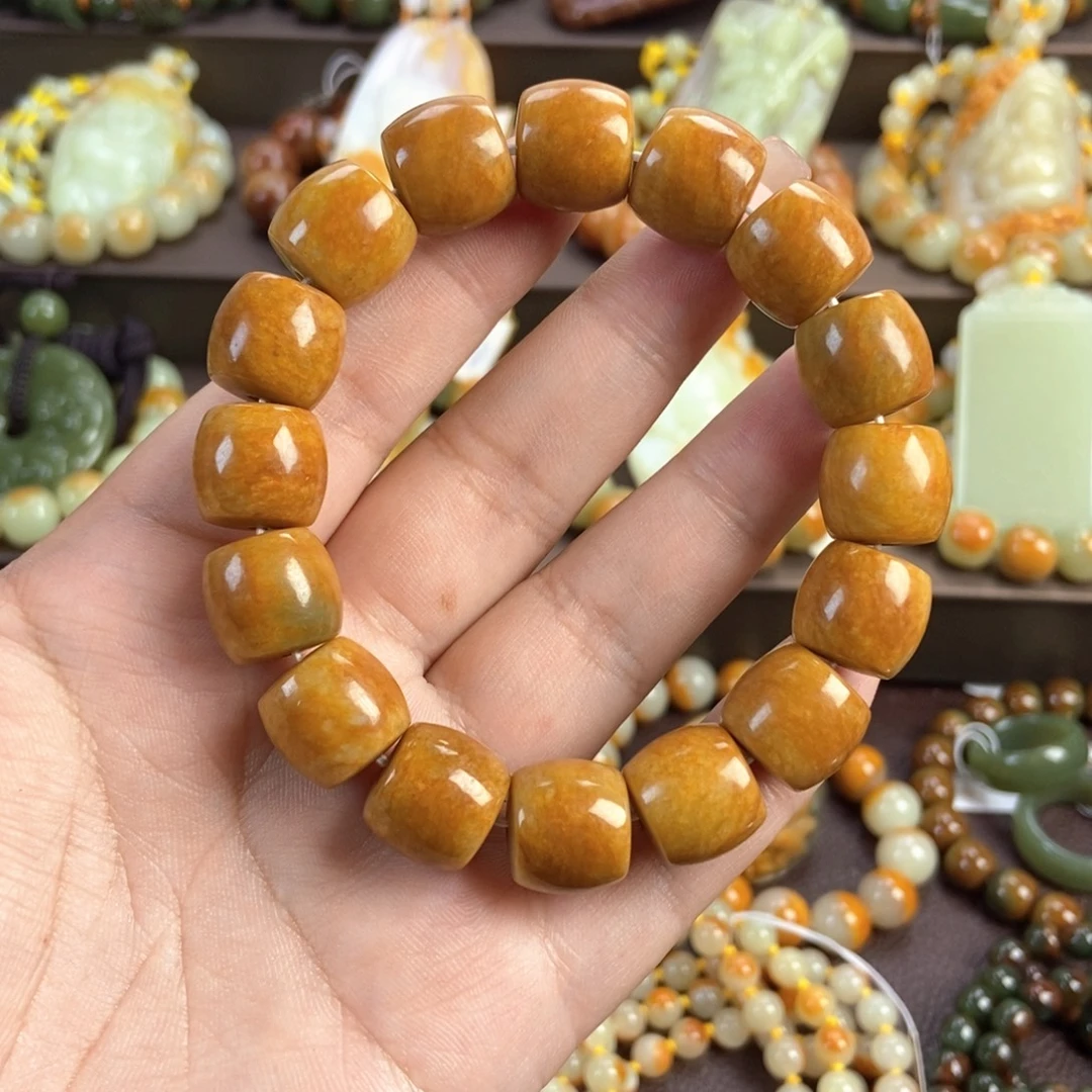 纵***海透闪石质玉未镶嵌手串