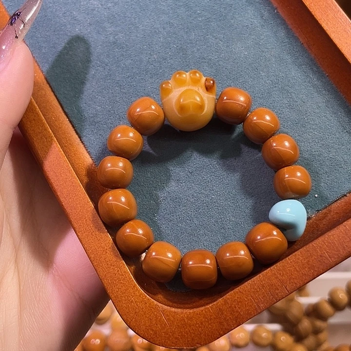 吊坠猴头核桃老型爱心