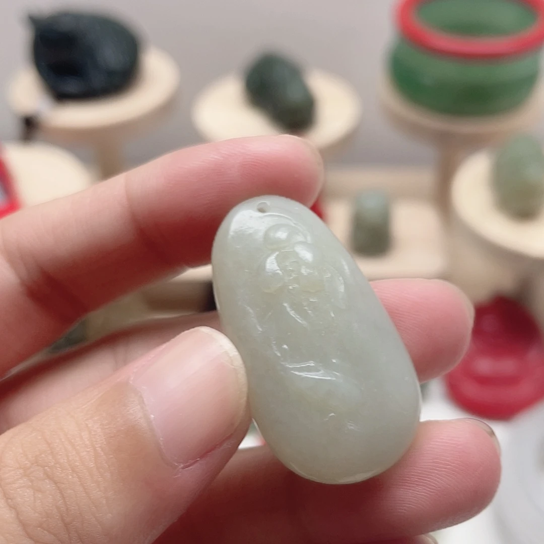 颈饰未镶嵌和田玉