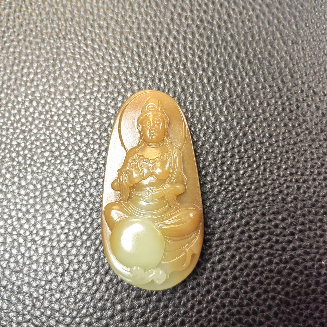 和田玉新疆且末糖白观音手工柔光料子油润细腻糖色艳丽牌型工整厚