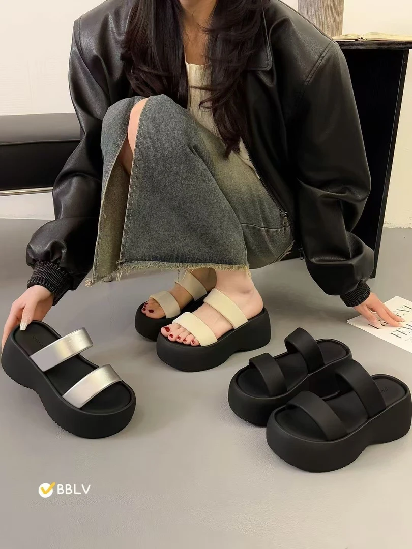 【肚肚-推荐】2025新款真皮欧货舒适时尚百搭厚底小个子拖鞋