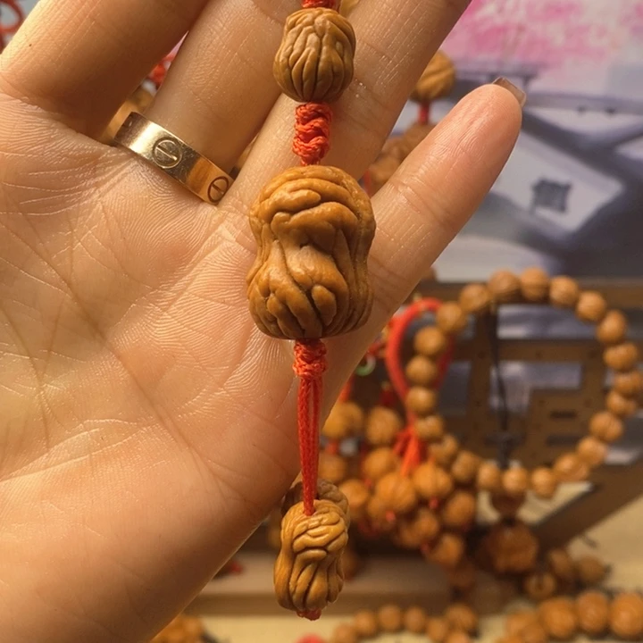 桃核吊坠龙纹桃枭