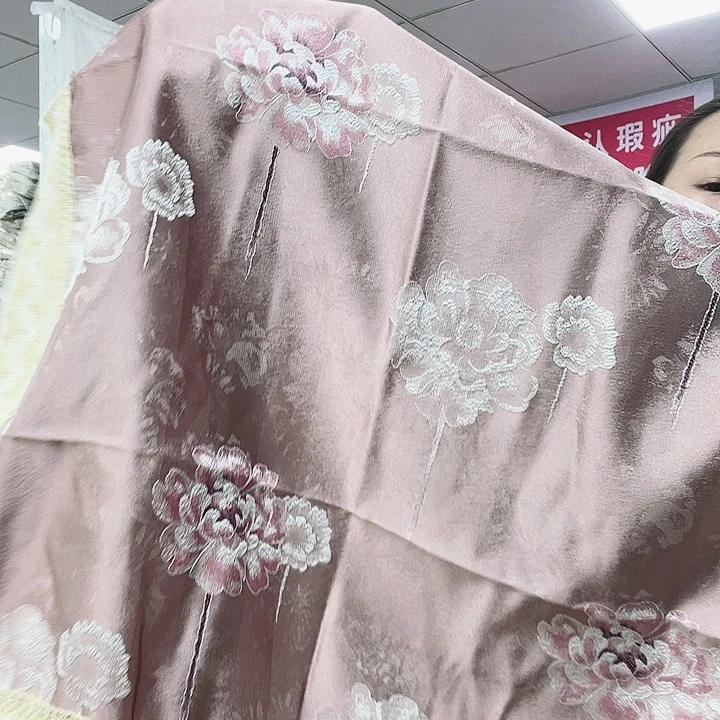 毛绒啦咯啦咯啦咯啦咯啦