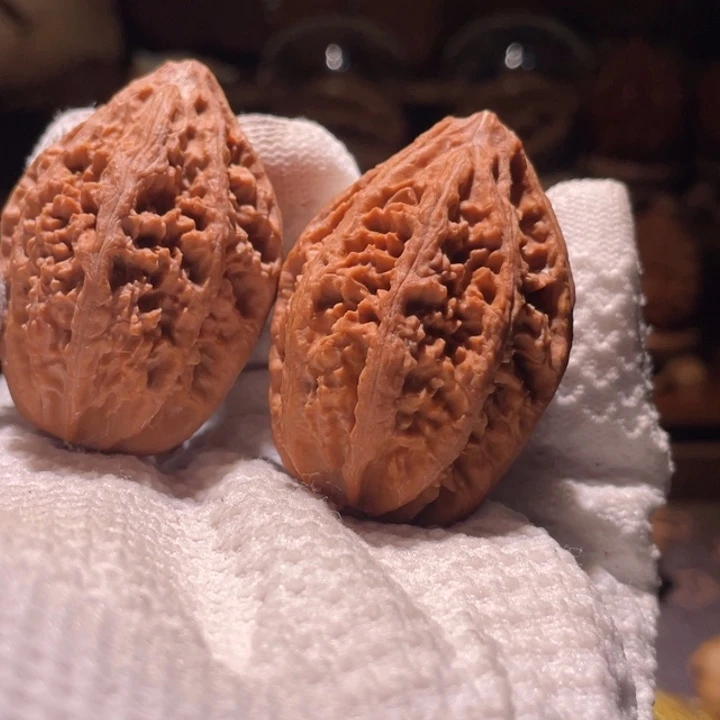 文玩核桃吊坠聚核财26