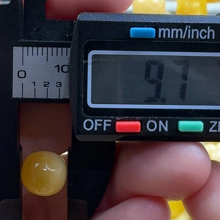未镶嵌琥珀裸石38杂