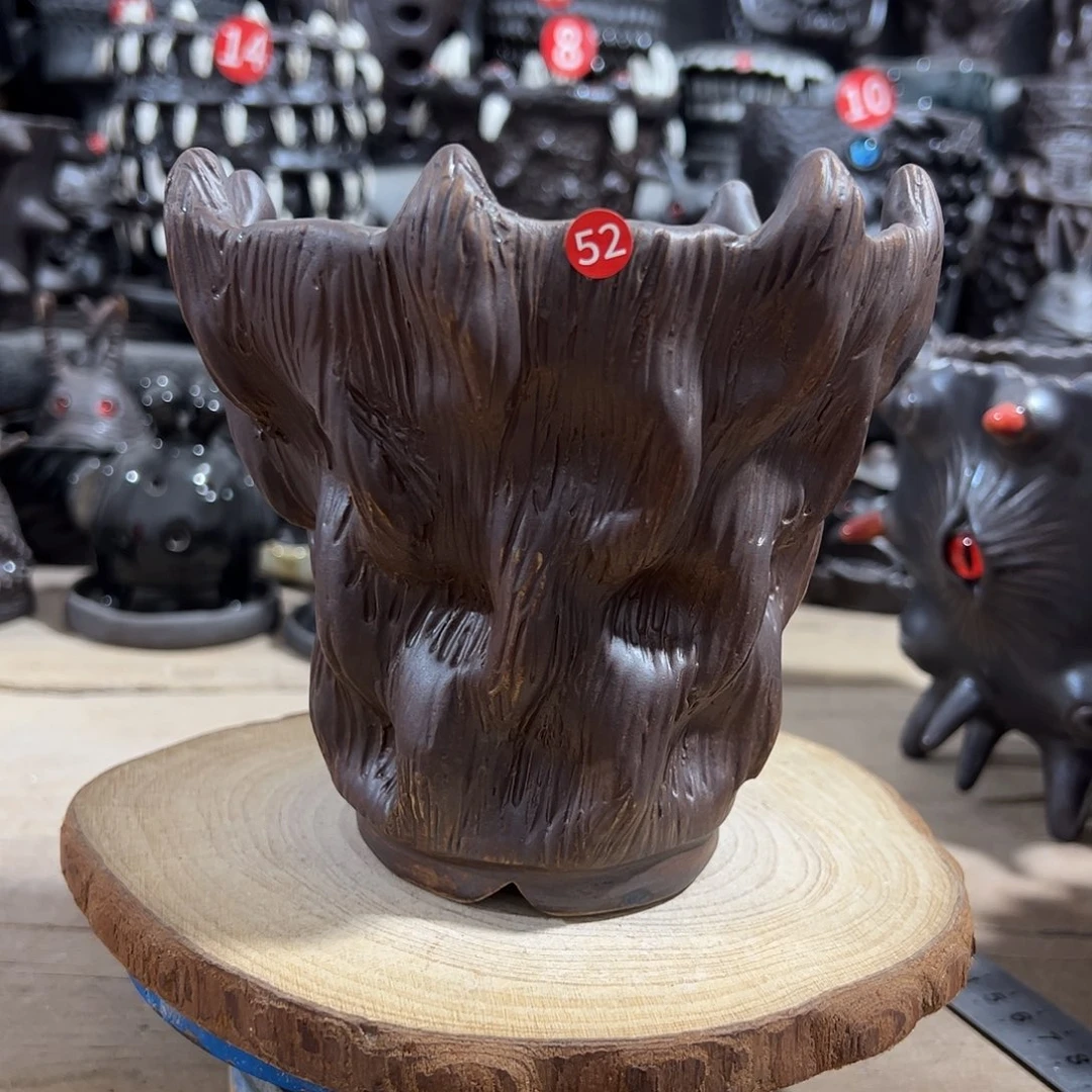 52号，手捏手刻有微小手工制作痕迹，内口12.5外高14