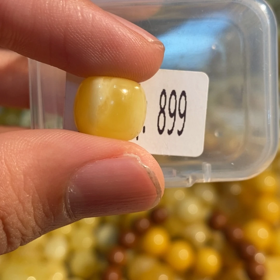 琥珀未镶嵌珠宝奇石899