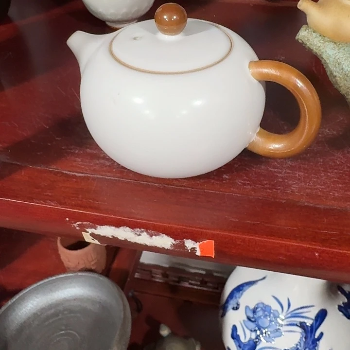 主人杯一个，瓷。。。。。