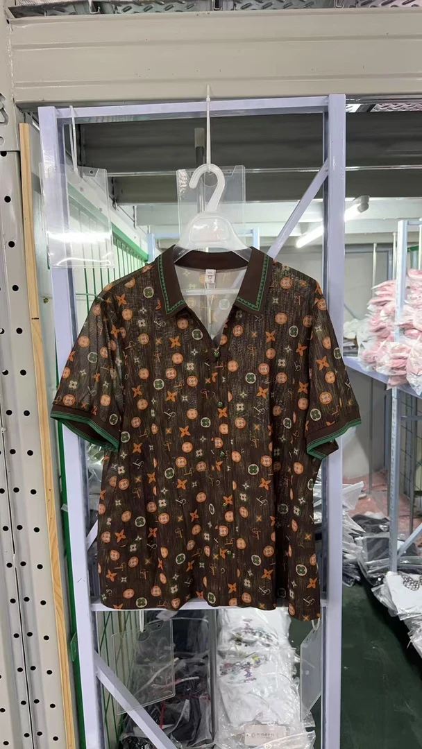 73新款品牌小衫上衣SST060