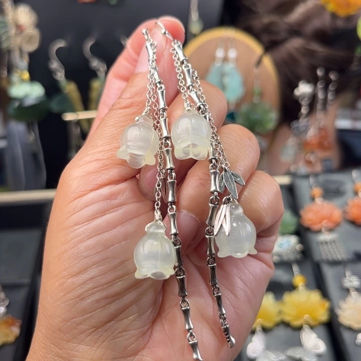 蛇纹石玉合金耳饰