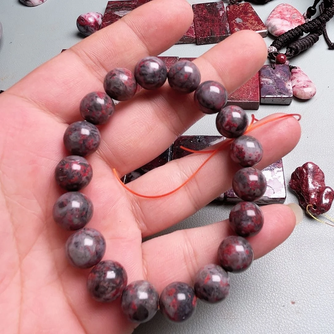 天然朱砂辰石吊坠