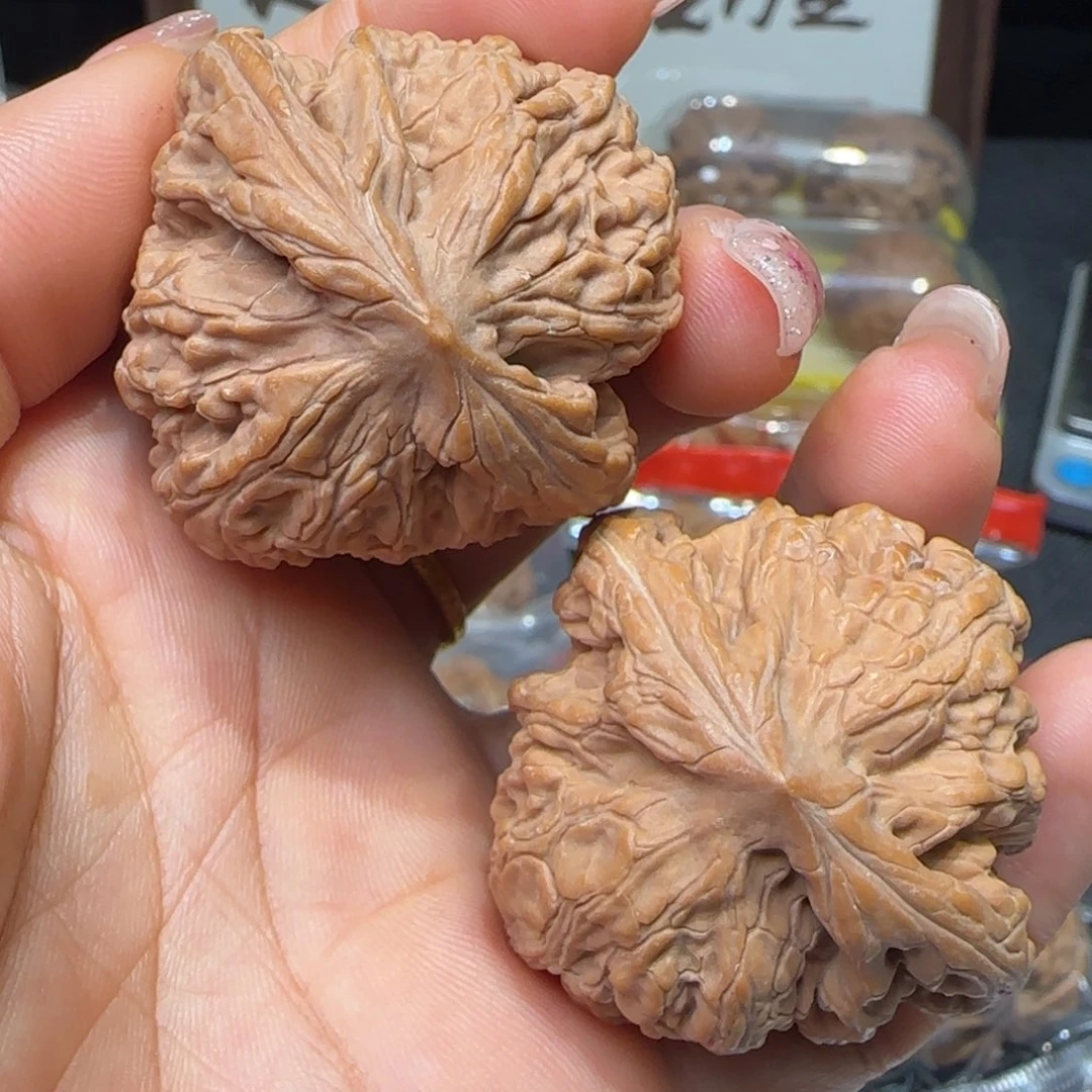 渭***白文玩核桃吊坠43福寿山全