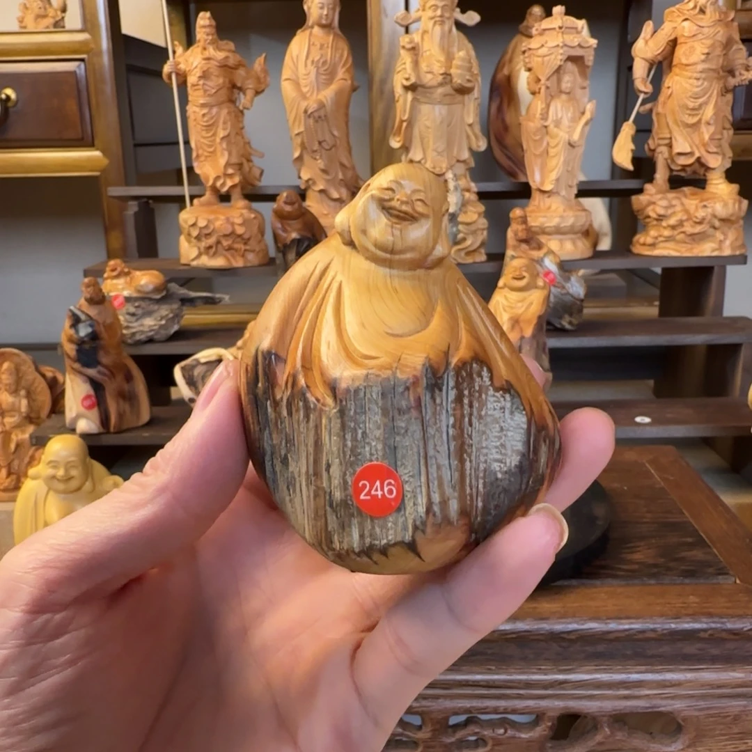 崖柏小木匠艺雕一物一拍