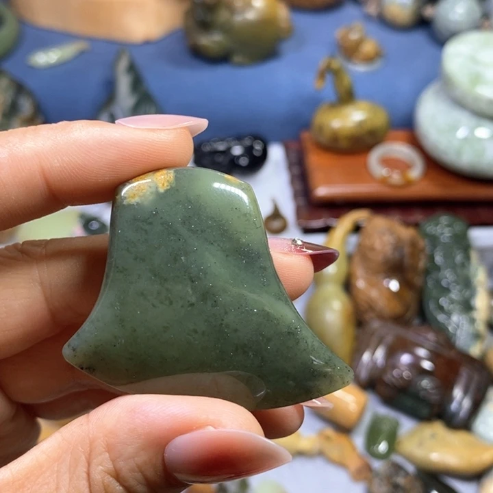 岫岩河磨玉（透闪石质玉）未镶嵌挂件