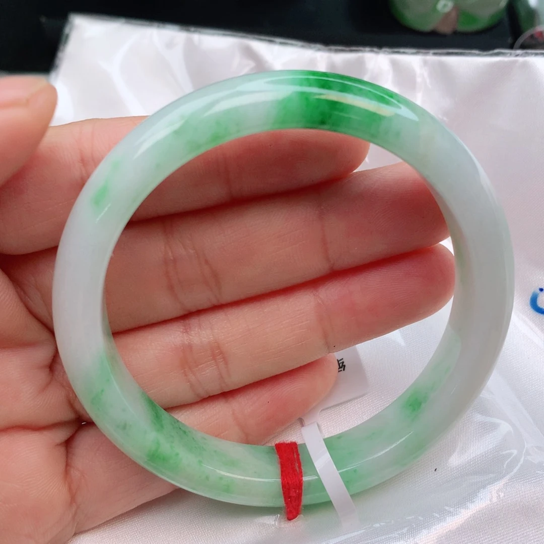 未镶嵌手镯翡翠翡翠手镯