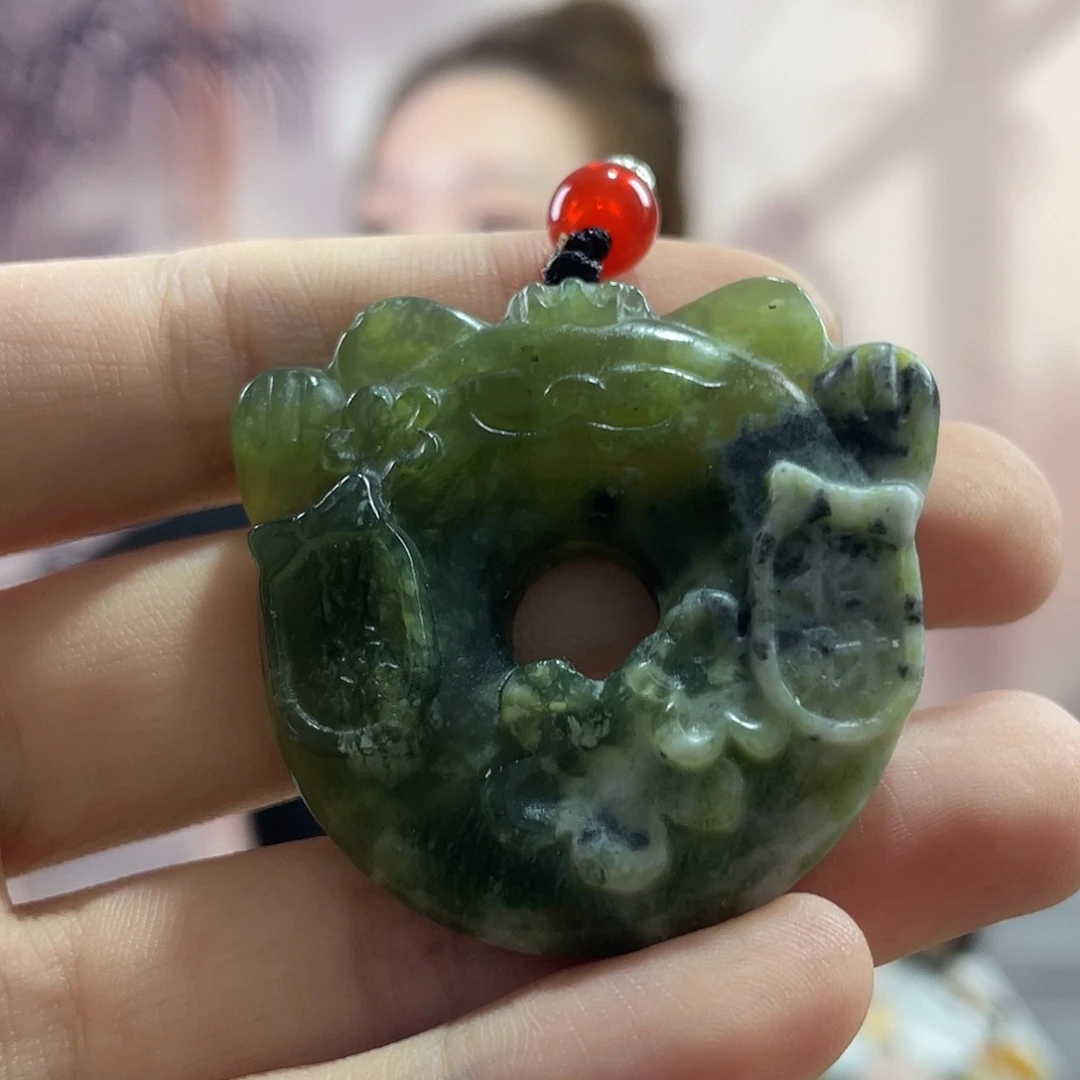 蛇纹石玉未镶嵌吊坠(赠链)