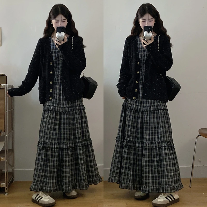 大码胖mm秋冬新款宽松毛衣开衫外套女显瘦格子背心连衣裙套装女