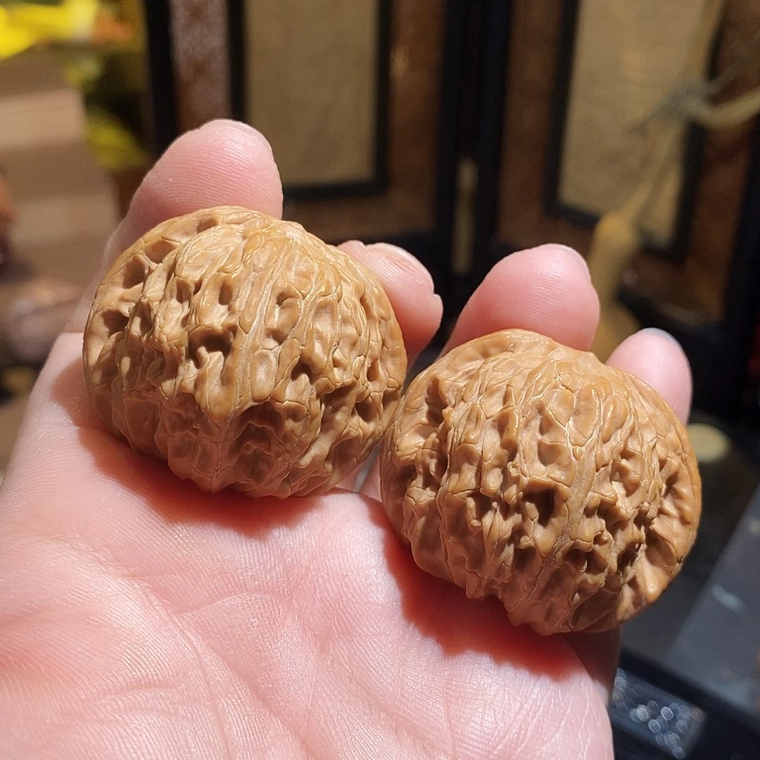 文玩核桃把件41.8磨盘全品