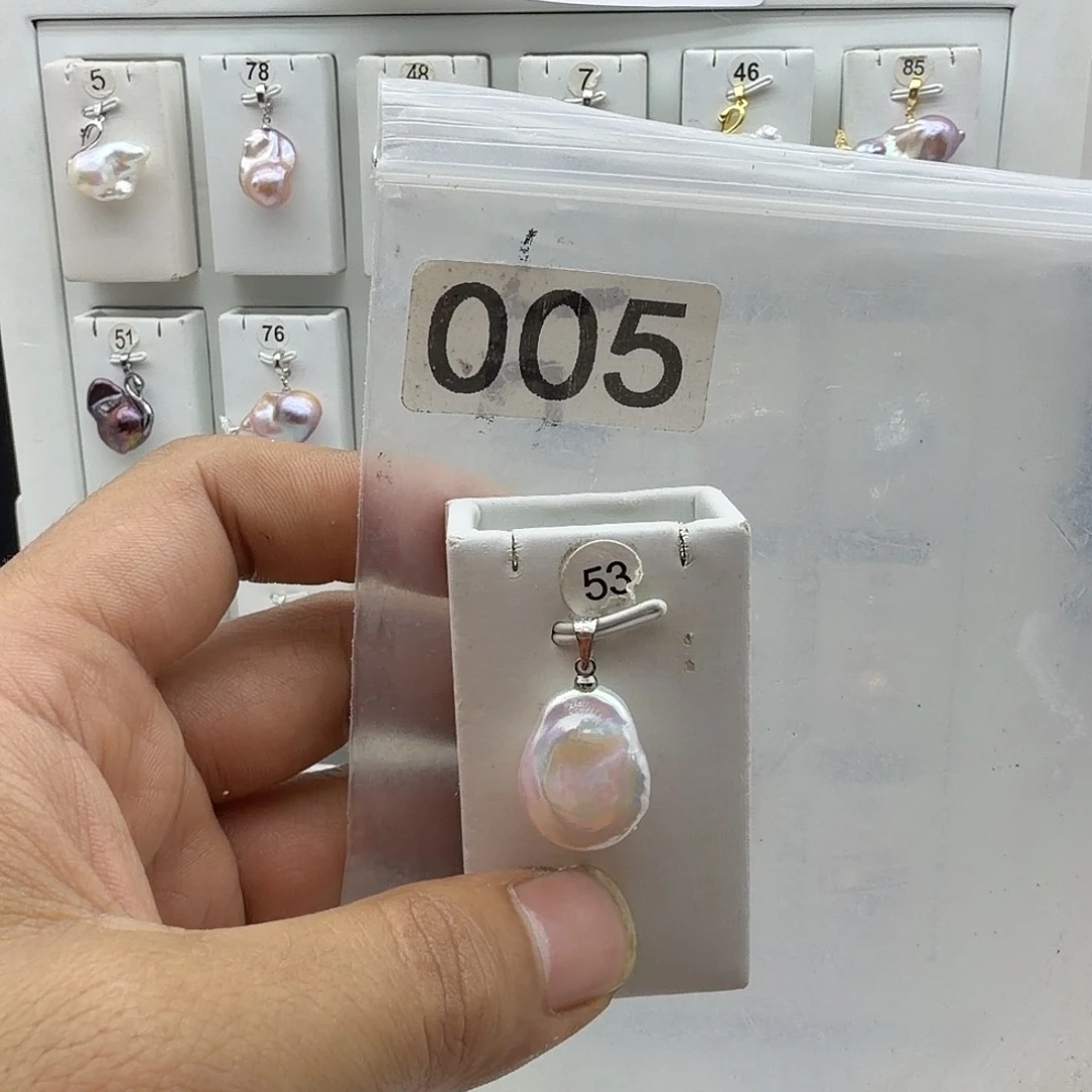 淡水珍珠颈饰合金