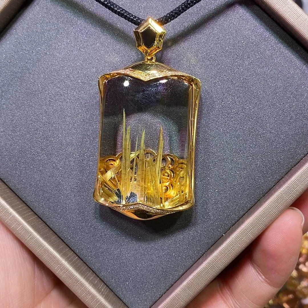 吊坠(赠链)18K金镶嵌水晶金钛晶吊坠