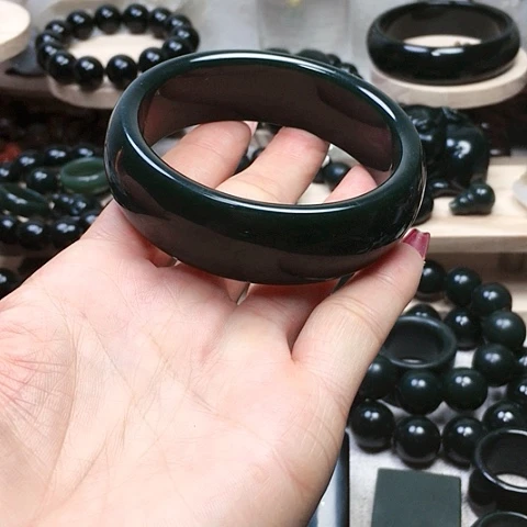 未镶嵌手串和田玉