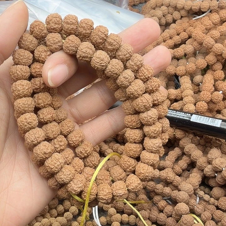 夜***雪金刚菩提吊坠谢谢