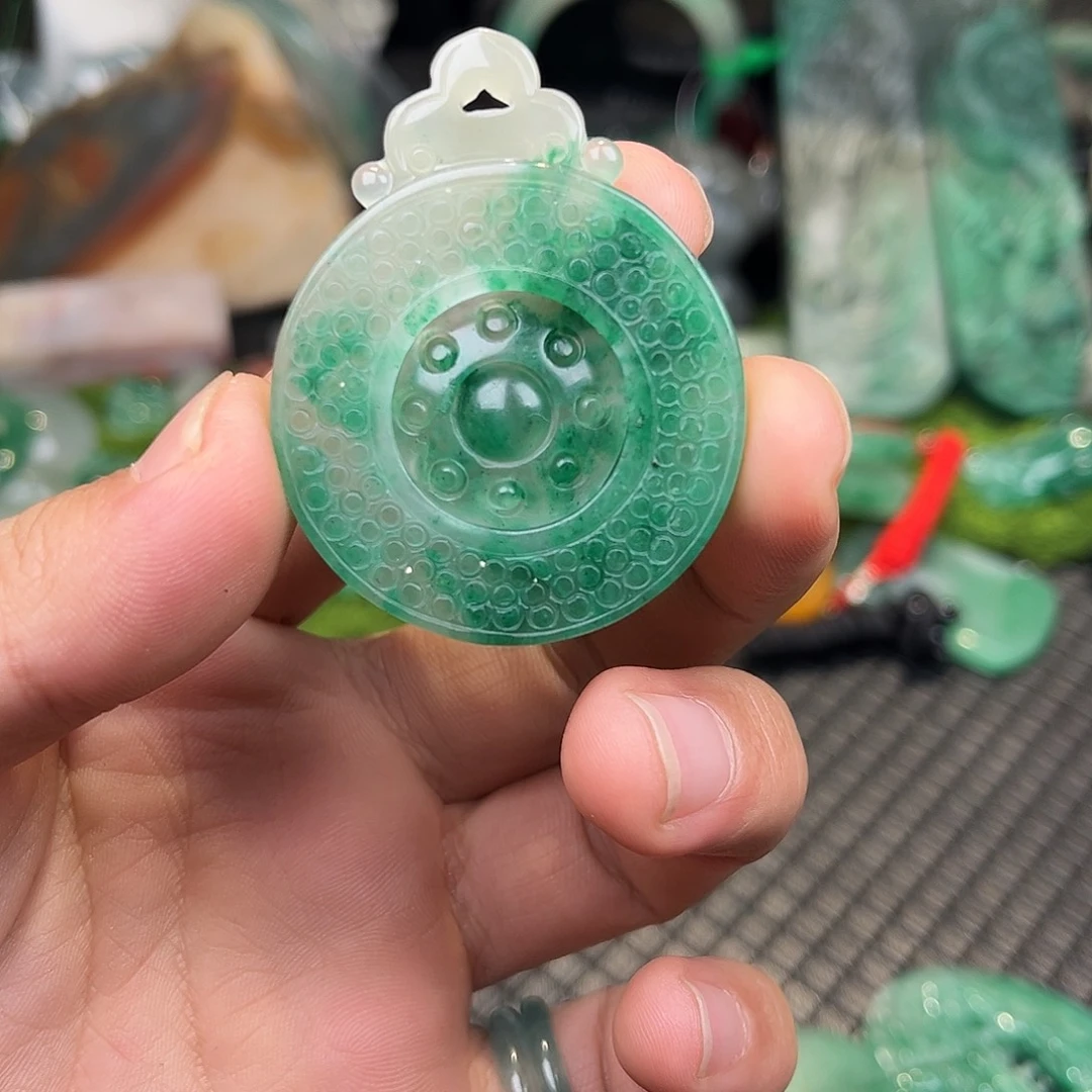 石英质玉（非洲翠）未镶嵌手链