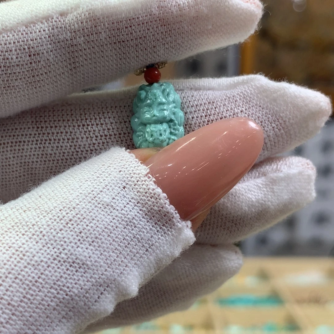 绿松石未镶嵌挂件