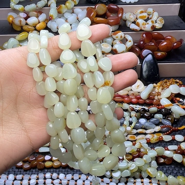 装***我和田玉未镶嵌颈饰