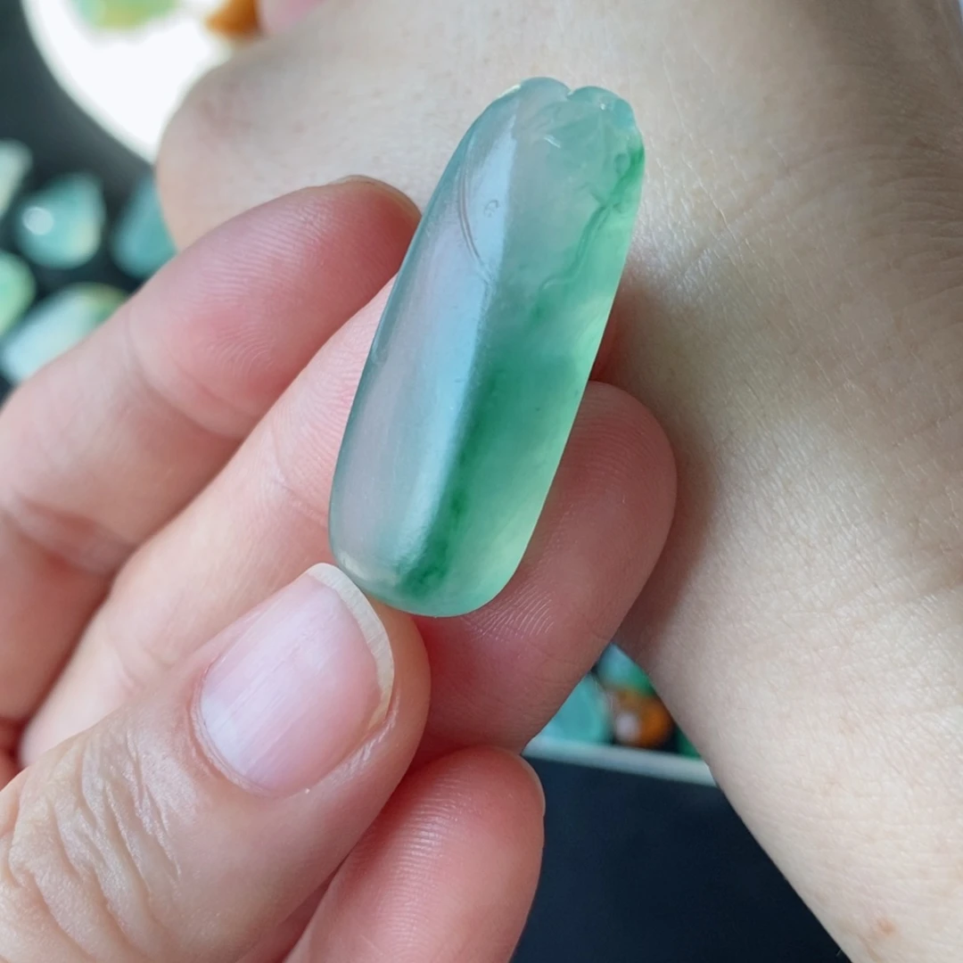 定制翡翠未镶嵌瓜