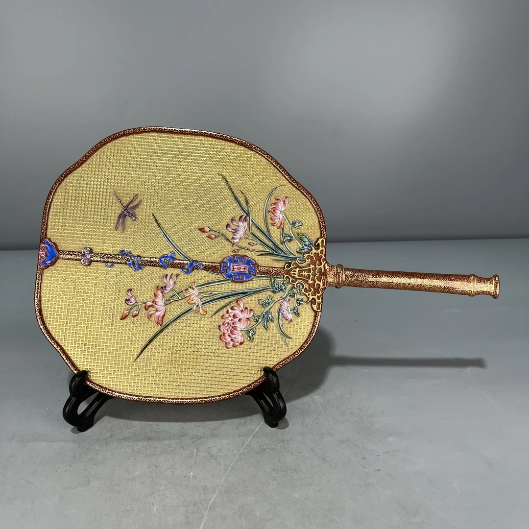 当代仿制 仿古大清乾隆年制金地雕刻花卉诗文瓷扇