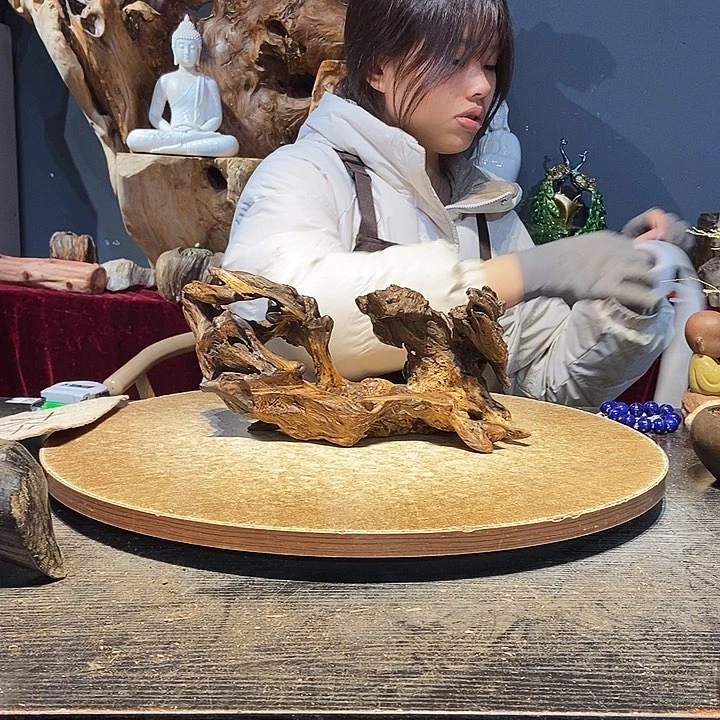 @*雷938株木随行的小根艺