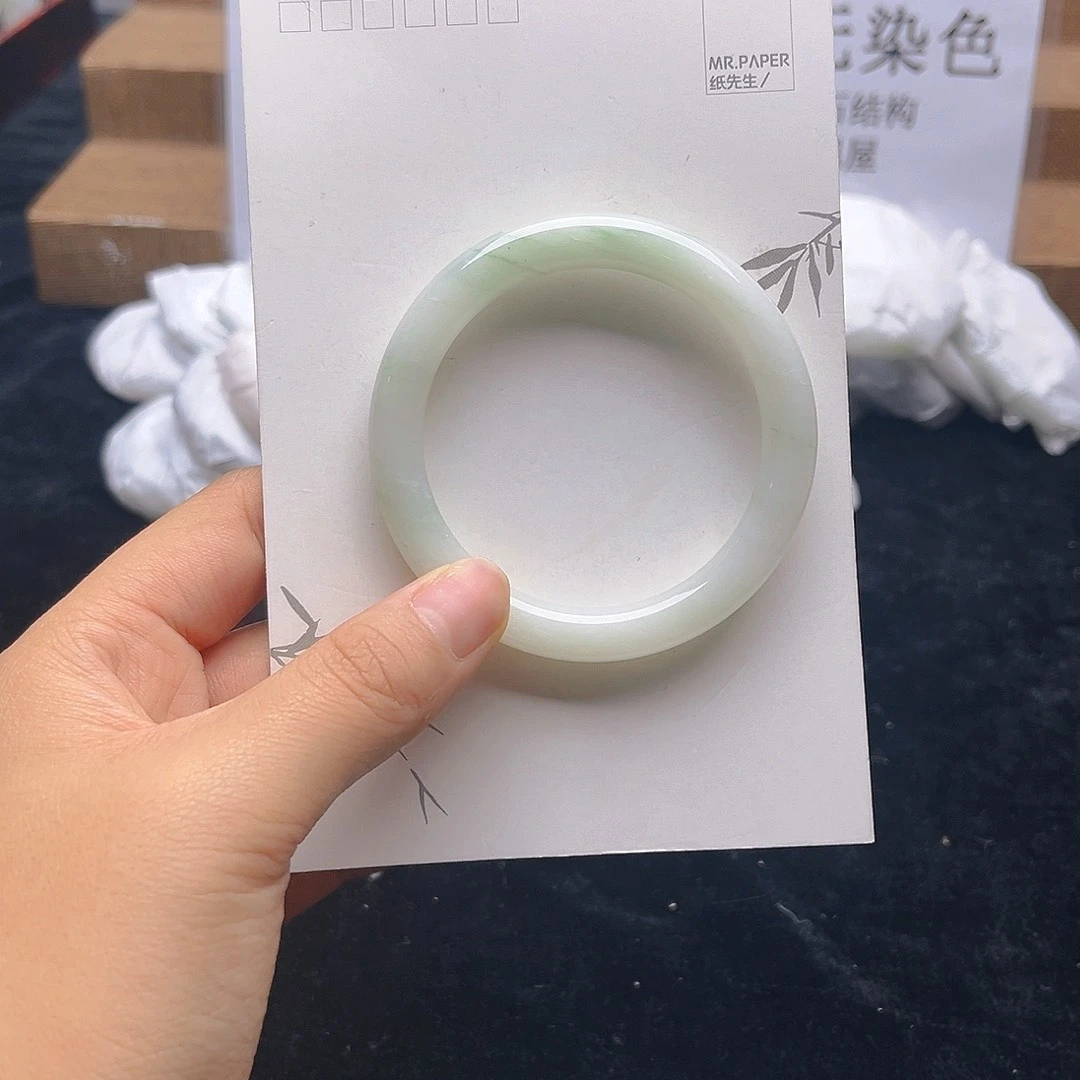 未镶嵌手镯石英质玉h15