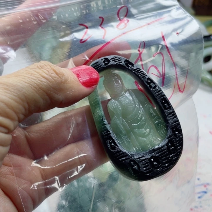 卓***馆定制翡翠未镶嵌毛货