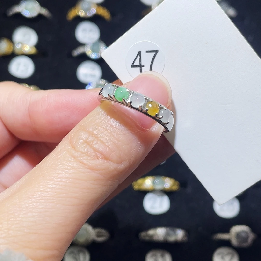 翡翠未镶嵌戒指戒指