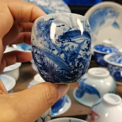 景德镇陶瓷青花陶泥鱼藻小蛋杯