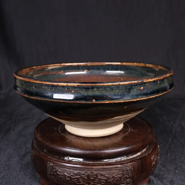 99675明黑釉盘口碗