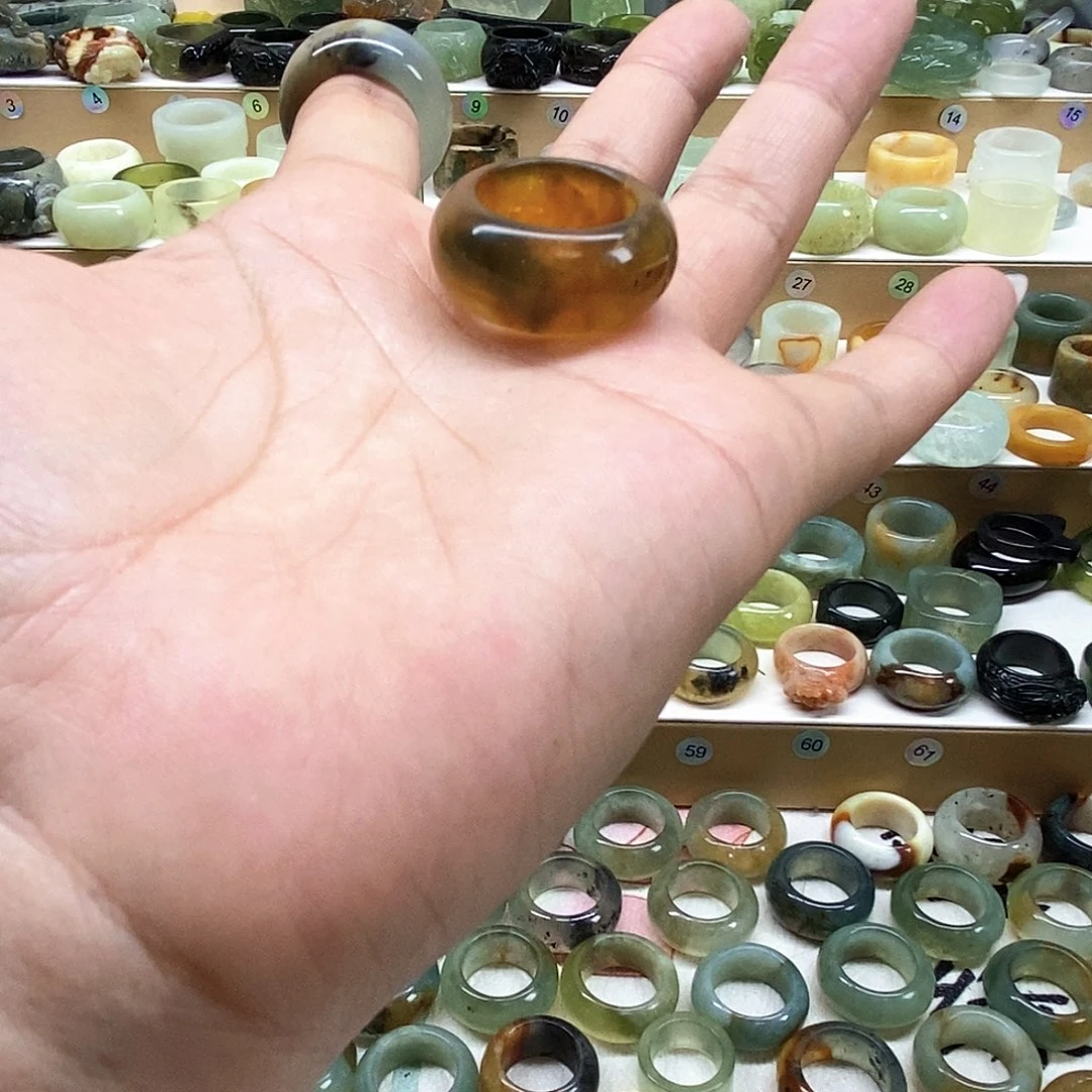 岫玉未镶嵌天然玉石蕊****1